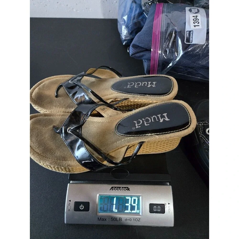 Mudd Womens Patent Juicy Chunky Sandals 10M Platform Chunky Y2K 2000s‎